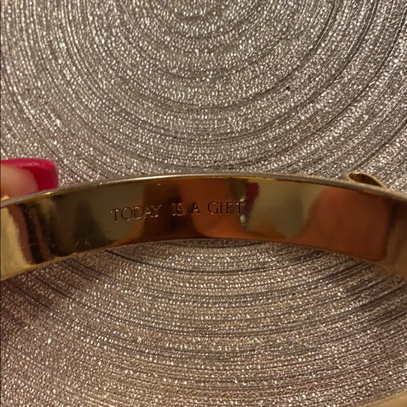 Bow bangle - Picture 2 of 3